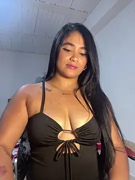 Snapshot of diosa_luna chatting on February 25, 7:25 pm diosa luna online show from February 25, 7:25 pm