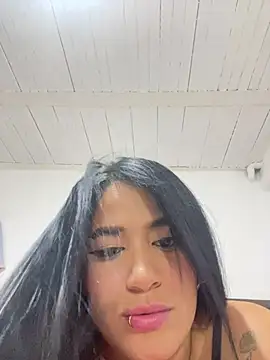 Snapshot of diosa_luna chatting on February 25, 10:29 pm diosa luna online show from February 25, 10:29 pm