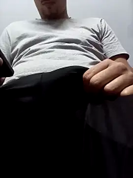 Snapshot of mahhh2024 chatting on October 18, 3:35 pm mahhh2024 online show from October 18, 3:35 pm