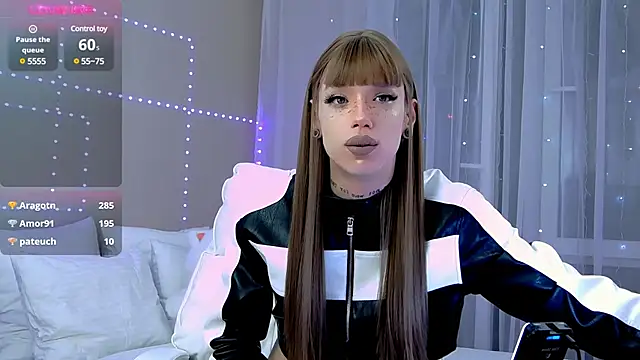 Snapshot of Dasha_M chatting on January 3, 6:03 pm Dasha M online show from January 3, 6:03 pm