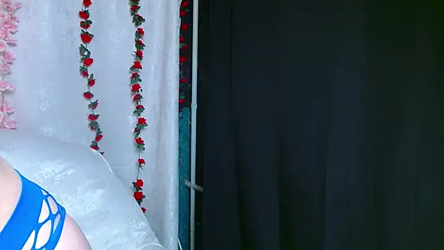 bellaa love  online show from January 23, 1:35 pm