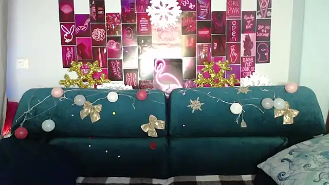 MilanaRoza online show from January 2, 5:35 am