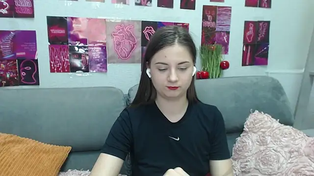 MilanaRoza online show from April 24, 4:53 pm