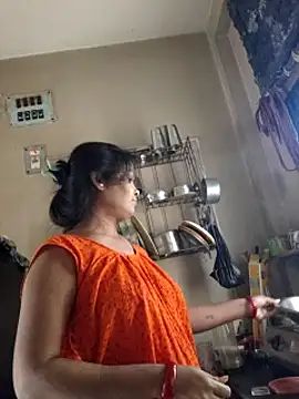 yoursweety09 online show from January 5, 6:46 am
