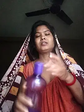 yoursweety09 online show from January 16, 3:34 am