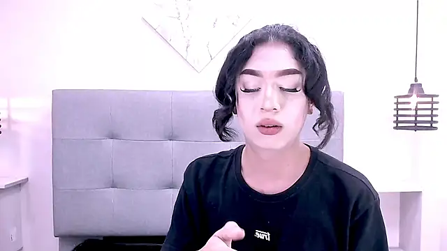 Snapshot of Eban_Dustan chatting on September 20, 5:08 am Eban Dustan online show from September 20, 5:08 am