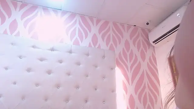 SashaDurante online show from October 8, 12:25 pm