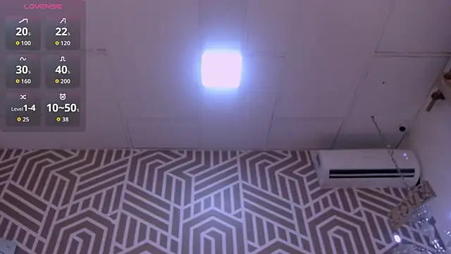 Snapshot of SashaDurante chatting on March 18, 11:46 am SashaDurante online show from March 18, 11:46 am