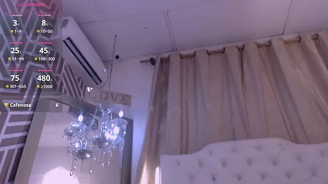 SashaDurante online show from May 2, 12:32 pm