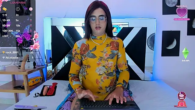 Alanasexdoll online show from March 12, 9:55 am