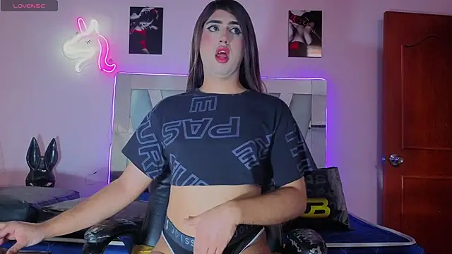 Alanasexdoll online show from September 17, 5:03 pm