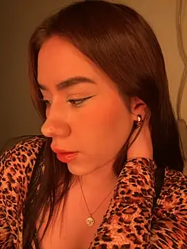 Im Valen Cute online show from September 26, 3:32 am