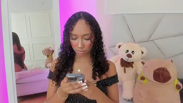Snapshot of Amber__Sanchez chatting on March 11, 9:48 pm Amber Sanchez online show from March 11, 9:48 pm