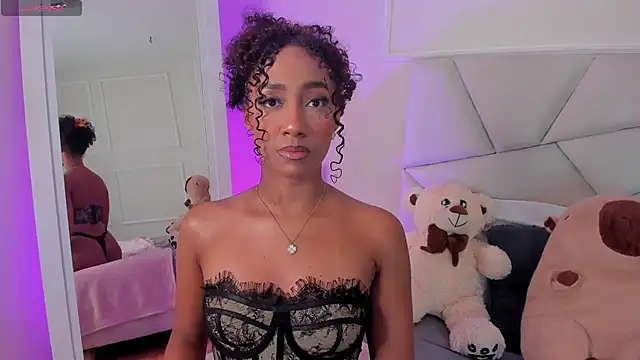 Snapshot of Amber__Sanchez chatting on March 20, 12:19 am Amber Sanchez online show from March 20, 12:19 am