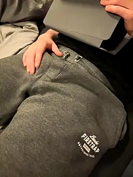 Dan8736 online show from December 2, 8:15 pm