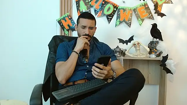 Reiko 85  online show from October 10, 2:49 pm