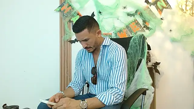 Reiko 85  online show from October 16, 2:40 pm