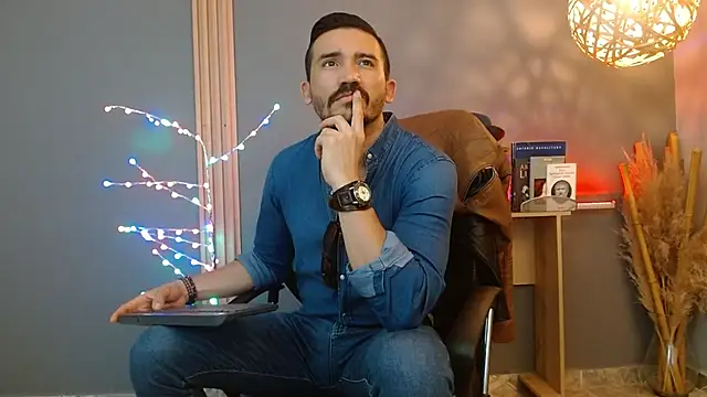 Reiko 85  online show from March 5, 7:21 pm