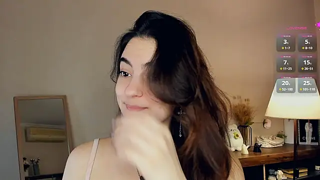 Snapshot of DracosMoon chatting on November 3, 7:09 am DracosMoon online show from November 3, 7:09 am