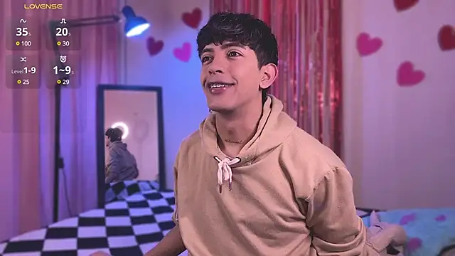 teobowny  online show from February 7, 2:26 pm