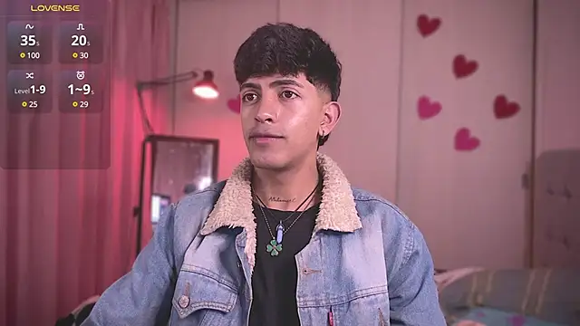 teobowny  online show from March 12, 1:03 am