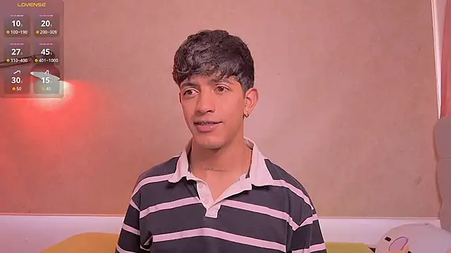 teobowny  online show from June 23, 7:23 pm
