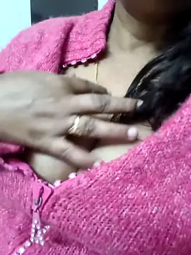 Snapshot of rakhi_143 chatting on December 24, 4:51 pm rakhi 143 online show from December 24, 4:51 pm