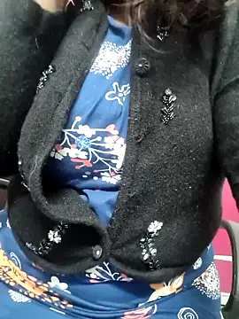 Snapshot of rakhi_143 chatting on January 19, 4:46 pm rakhi 143 online show from January 19, 4:46 pm