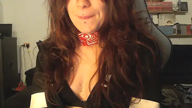 Snapshot of complicata_mente chatting on December 23, 9:29 pm complicata mente online show from December 23, 9:29 pm