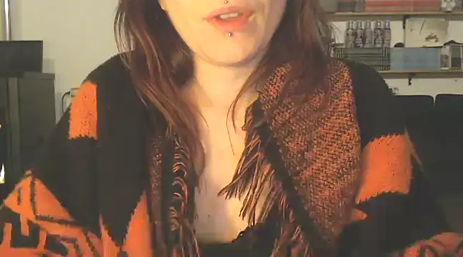 Snapshot of complicata_mente chatting on December 25, 9:11 pm complicata mente online show from December 25, 9:11 pm