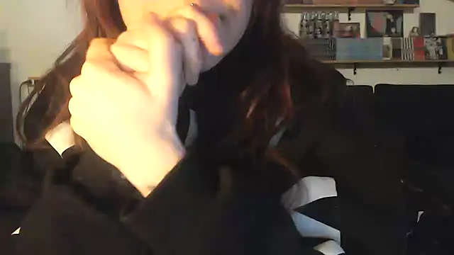 Snapshot of complicata_mente chatting on February 1, 9:11 am complicata mente online show from February 1, 9:11 am