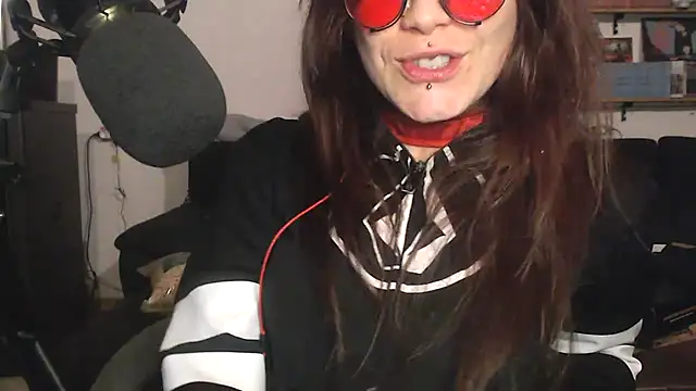Snapshot of complicata_mente chatting on February 3, 8:13 pm complicata mente online show from February 3, 8:13 pm