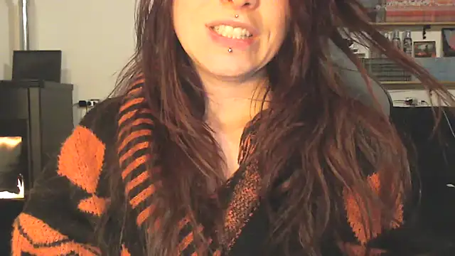 Snapshot of complicata_mente chatting on March 16, 5:39 pm complicata mente online show from March 16, 5:39 pm