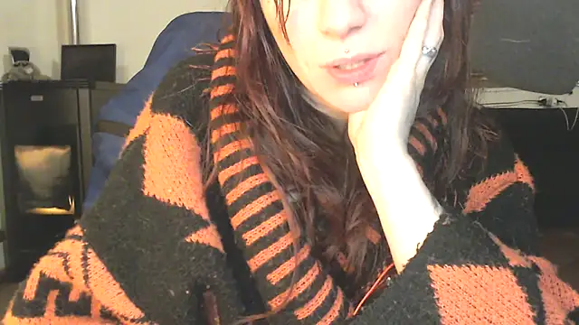 Snapshot of complicata_mente chatting on March 18, 8:59 pm complicata mente online show from March 18, 8:59 pm