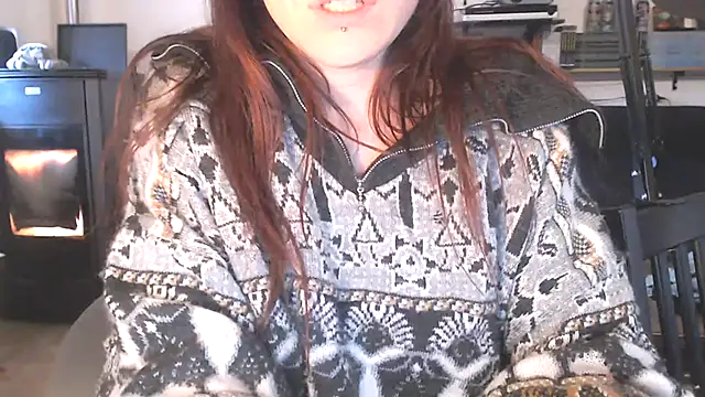 Snapshot of complicata_mente chatting on March 22, 2:03 pm complicata mente online show from March 22, 2:03 pm