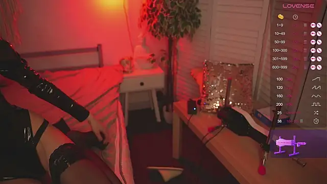 Devilsss toy online show from March 9, 3:38 pm