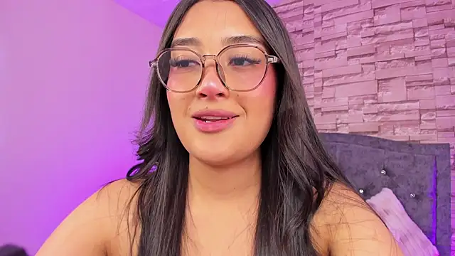 Snapshot of valery_Grecoo chatting on December 15, 6:48 pm valery Grecoo online show from December 15, 6:48 pm