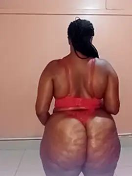 Luciouslips00 online show from March 26, 4:45 pm