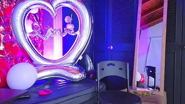 haileycat online show from February 12, 1:22 am