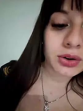 Snapshot of Foxy_Evii chatting on December 19, 5:40 pm Foxy Evii online show from December 19, 5:40 pm