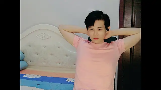 Snapshot of Melvinchina-88 chatting on July 6, 7:49 am Melvinchina-88 online show from July 6, 7:49 am