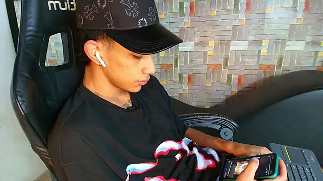 hares mds online show from January 11, 3:28 pm