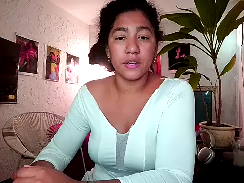 bellacrespalatina online show from March 19, 6:34 pm