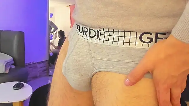  tatho perovich  online show from December 24, 6:44 am