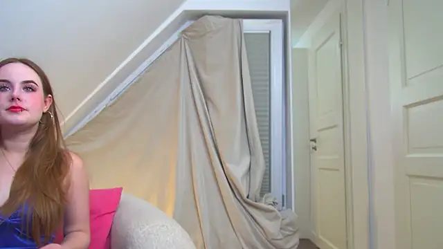 DanaDrake online show from October 4, 6:28 pm