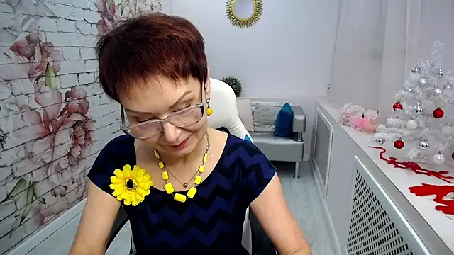 Snapshot of Cutie_Asya chatting on December 5, 8:00 am Cutie Asya online show from December 5, 8:00 am