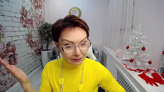 Snapshot of Cutie_Asya chatting on December 9, 9:28 am Cutie Asya online show from December 9, 9:28 am