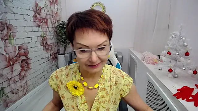 Snapshot of Cutie_Asya chatting on December 18, 4:53 am Cutie Asya online show from December 18, 4:53 am