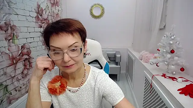 Snapshot of Cutie_Asya chatting on December 26, 10:59 am Cutie Asya online show from December 26, 10:59 am