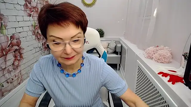 Snapshot of Cutie_Asya chatting on February 10, 5:14 am Cutie Asya online show from February 10, 5:14 am